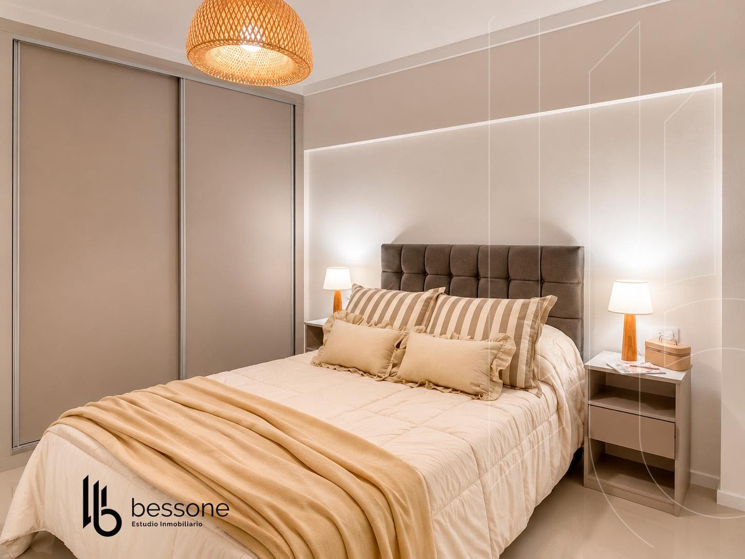 Refurbished, Furnished 2-Room Apartment with Separate Room and Ocean View