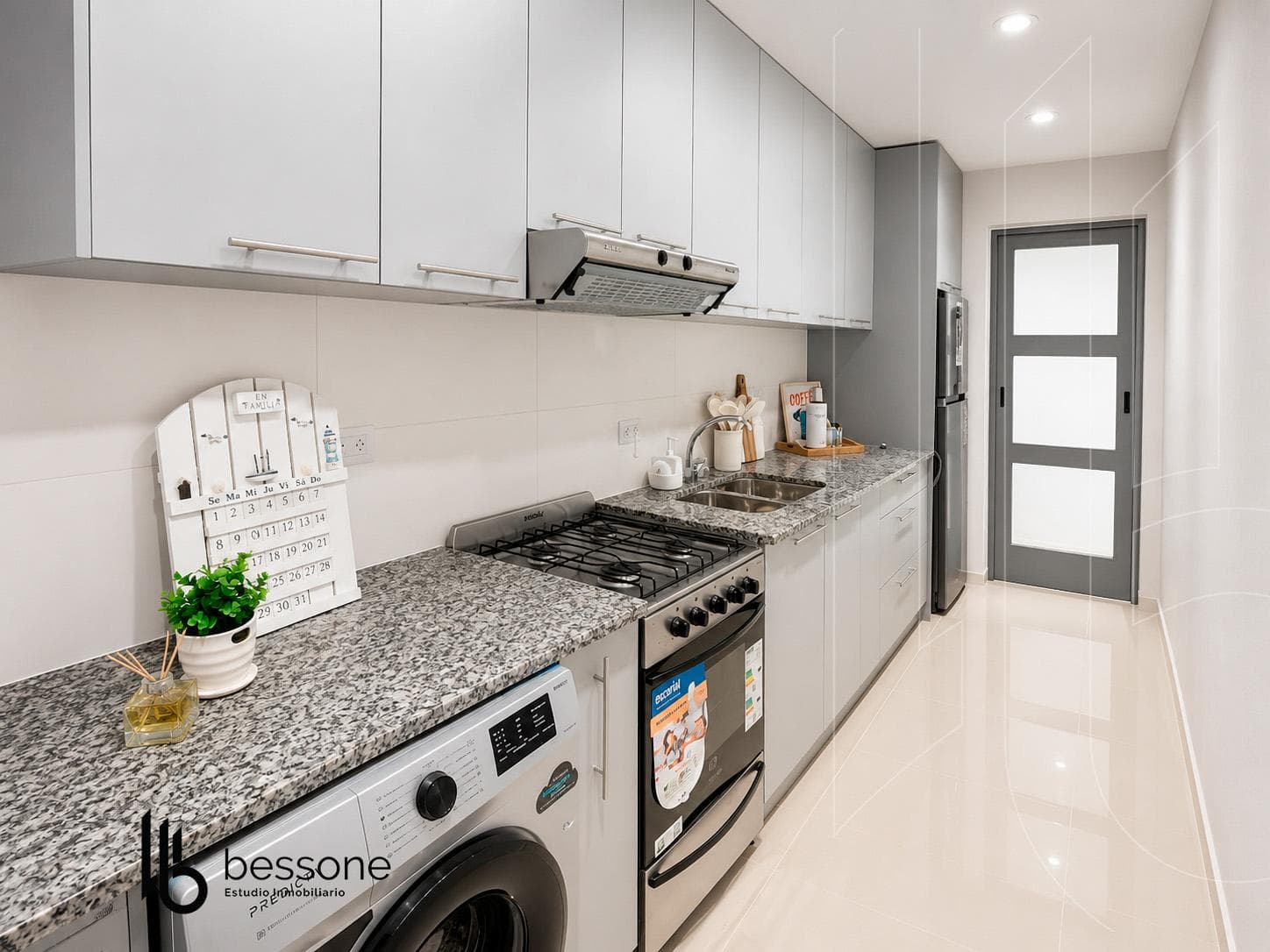 Refurbished, Furnished 2-Room Apartment with Separate Room and Ocean View