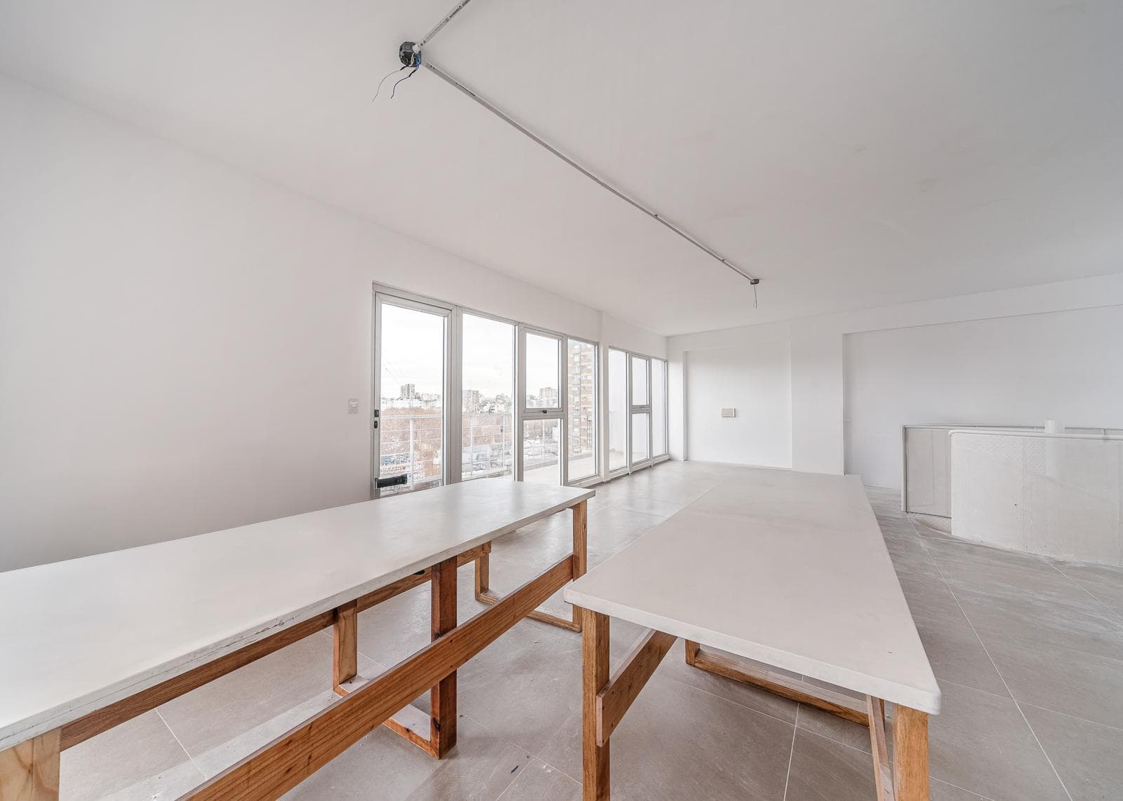 Duplex commercial office for sale with a balcony in Villa Crespo Palermo.
