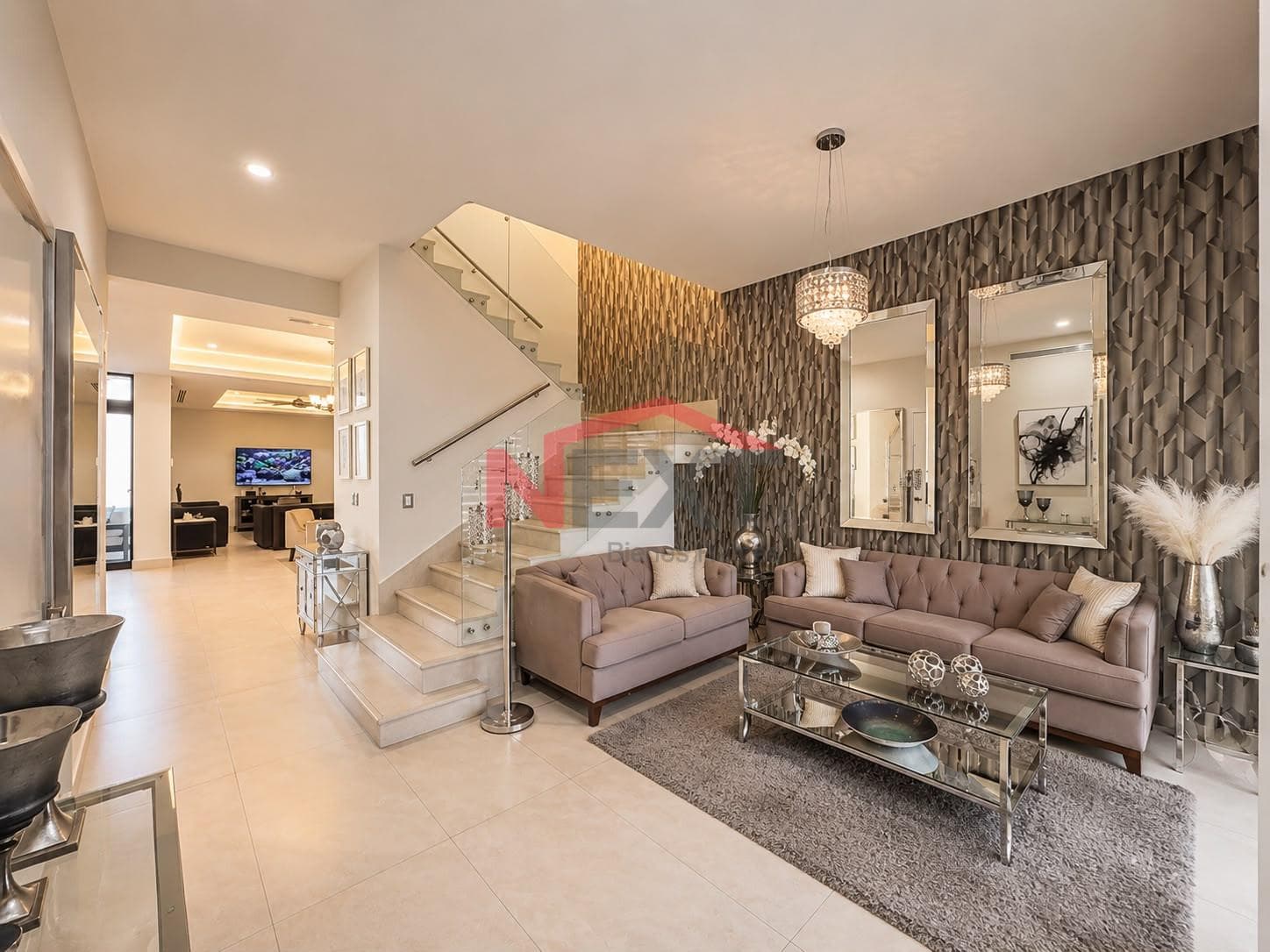 HOUSE FOR SALE IN THE PUERTA GRANDE NEIGHBORHOOD
