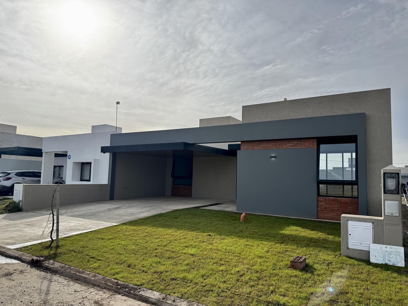 Low Down Payment/Financing Available!! RINCONES DE MANANTIALES—Super House, 2 Bedrooms, Garage, Home Automation