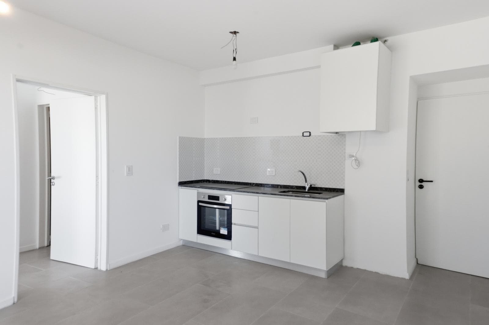 FOR SALE: 2-Bedroom Apartment with Garage and Amenities in Tortugas Golfers