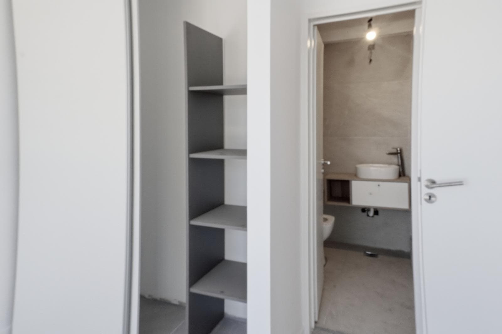 FOR SALE: 2-Bedroom Apartment with Garage and Amenities in Tortugas Golfers