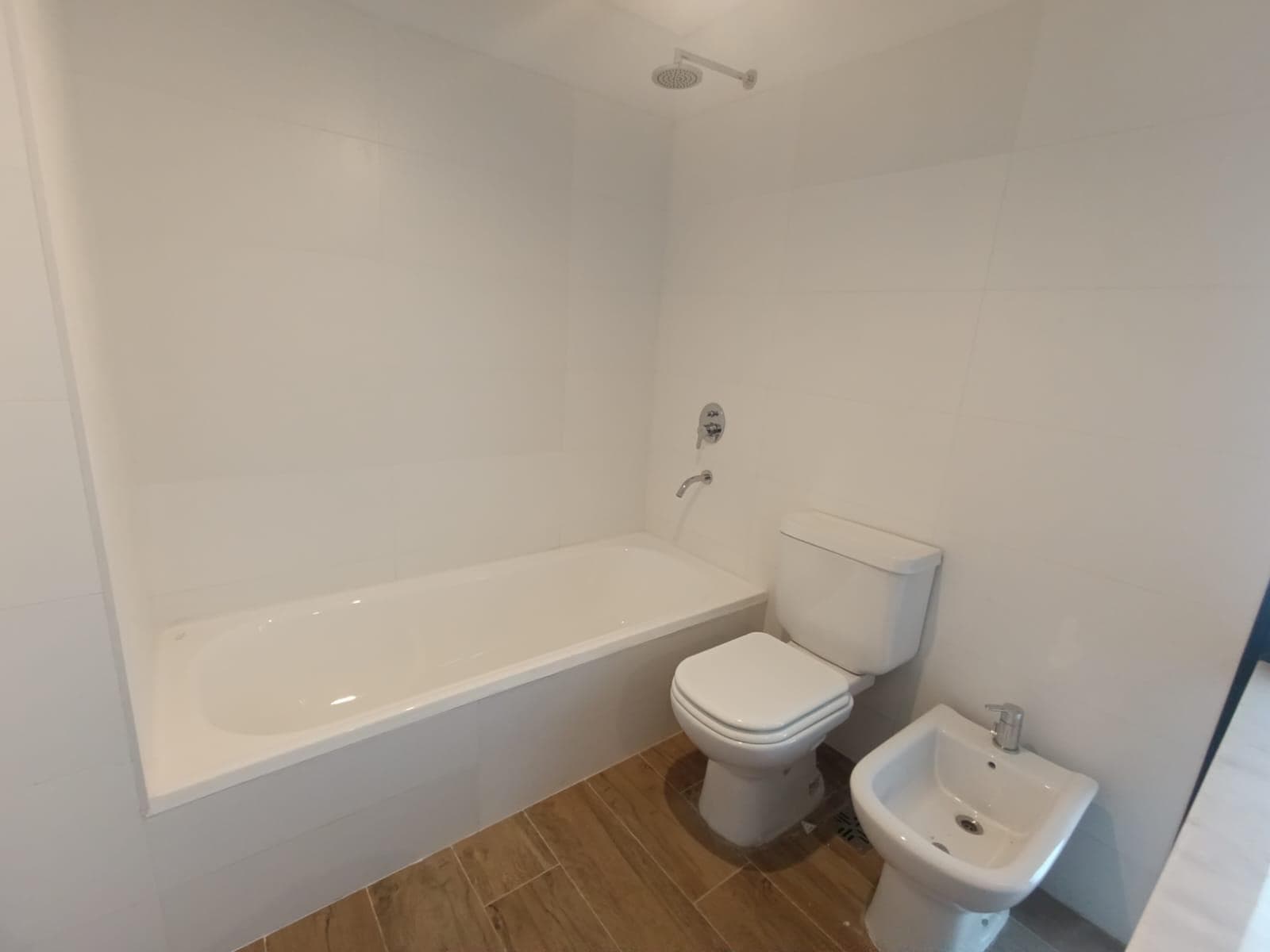 2-Room Apartment for Rent with Parking Space in Villanueva, North Zone