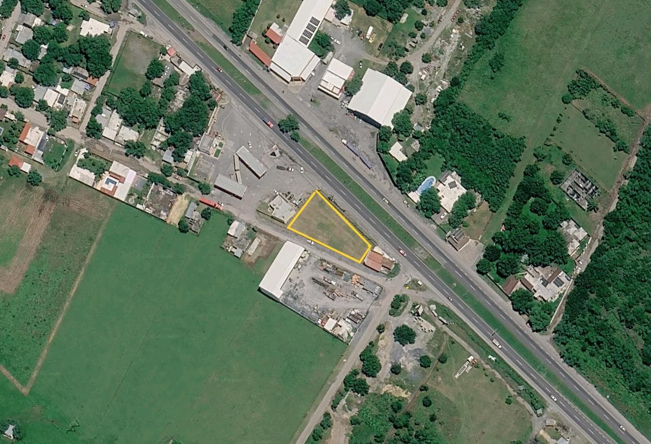 FOR RENT: 1,800 m² commercial lot with 60 m of frontage in the EL BLANQUILLO area on the NATIONAL HIGHWAY