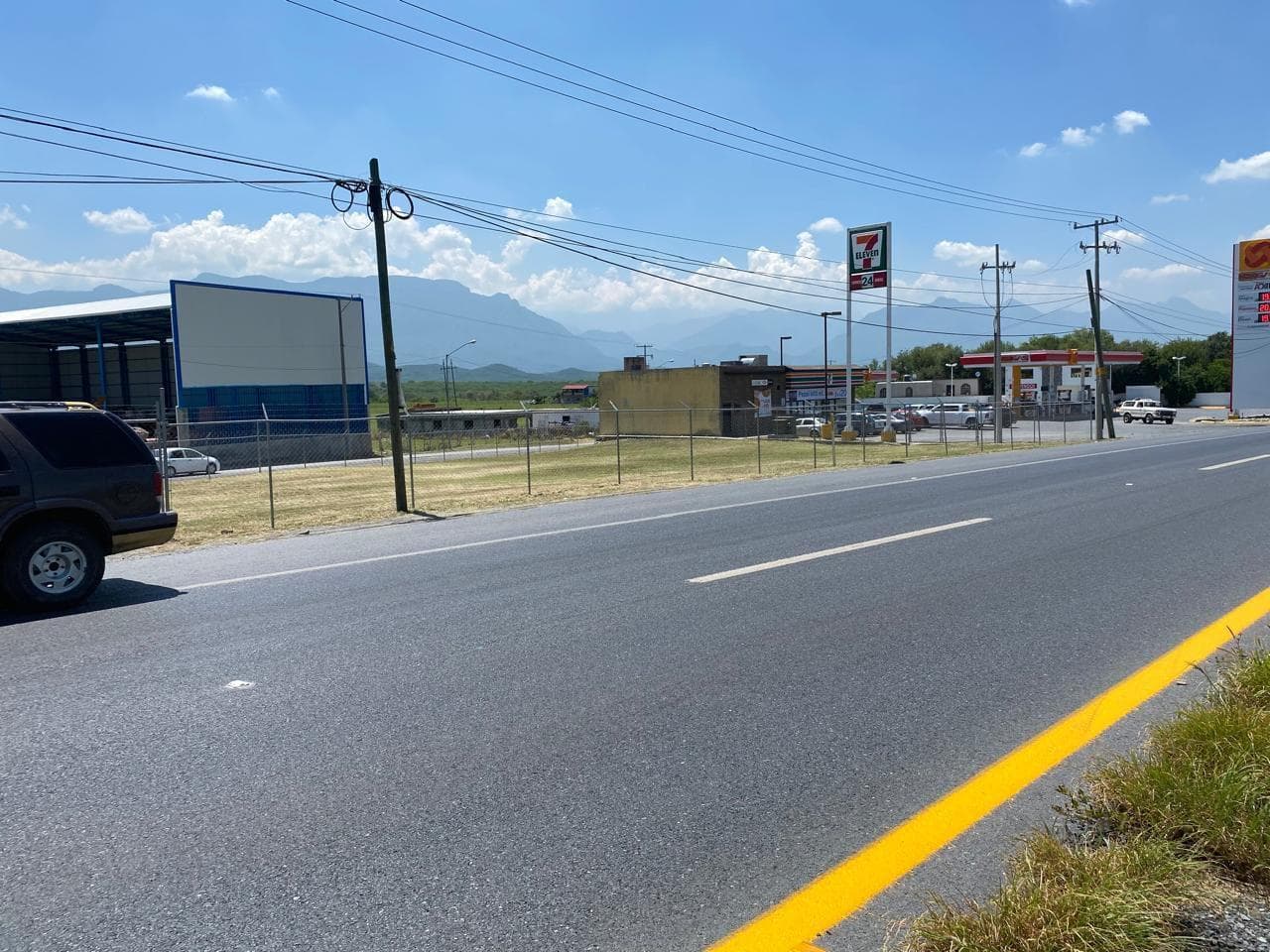 FOR RENT: 1,800 m² commercial lot with 60 m of frontage in the EL BLANQUILLO area on the NATIONAL HIGHWAY