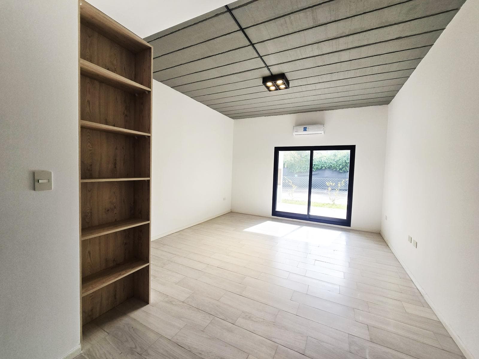 Brand-new studio apartment in Campus Village, Pilar