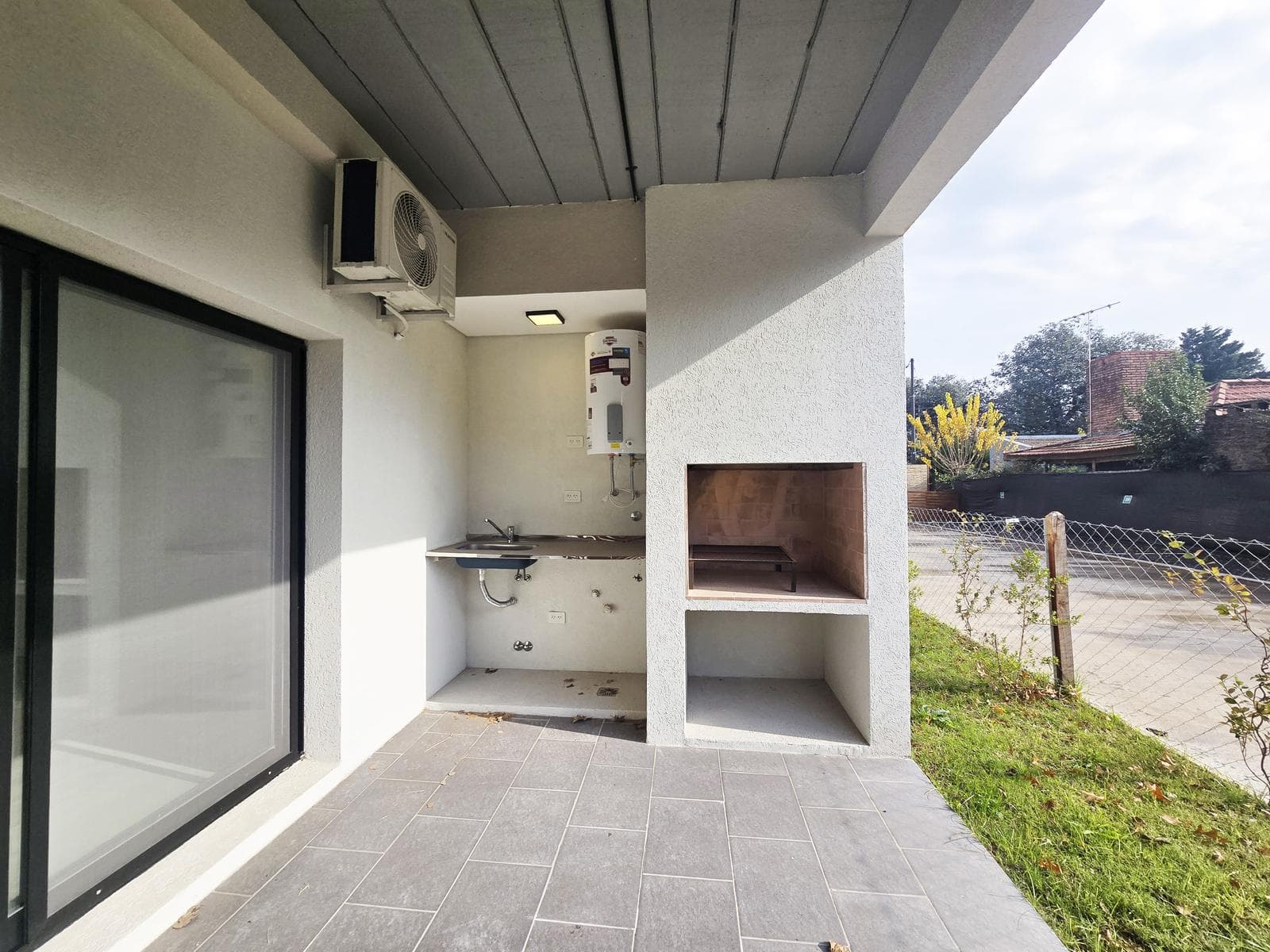 Brand-new studio apartment in Campus Village, Pilar