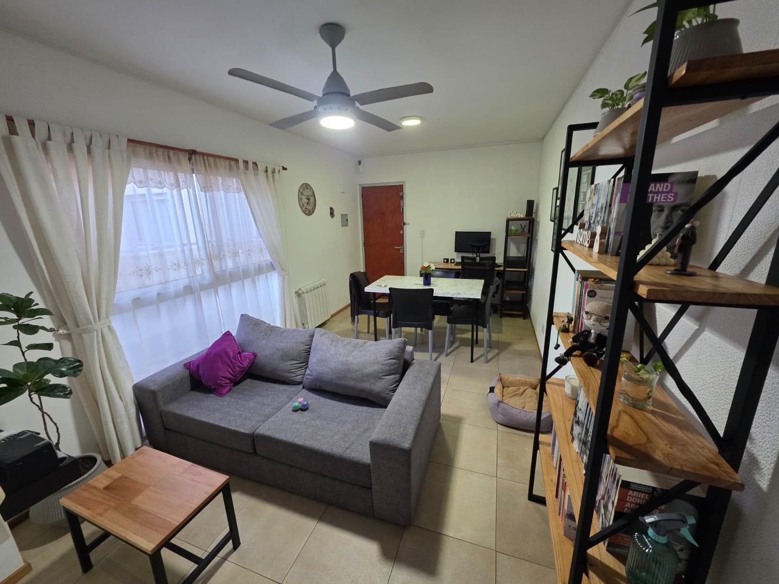 1-Bedroom Apartment for Sale - Pichincha, Rosario