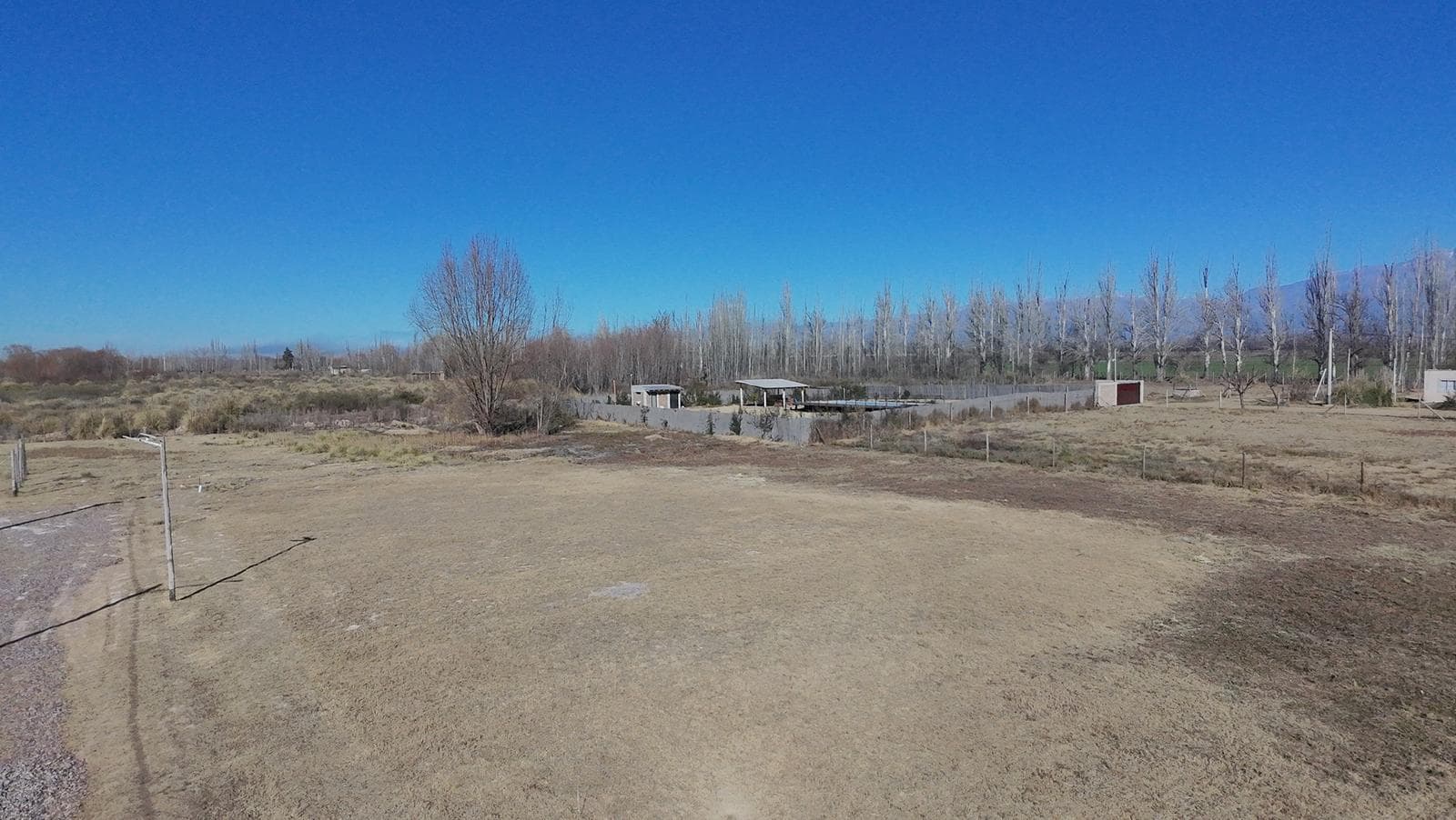Lot in the San Carlos de Capiz Gated Community, 2,000 m²
