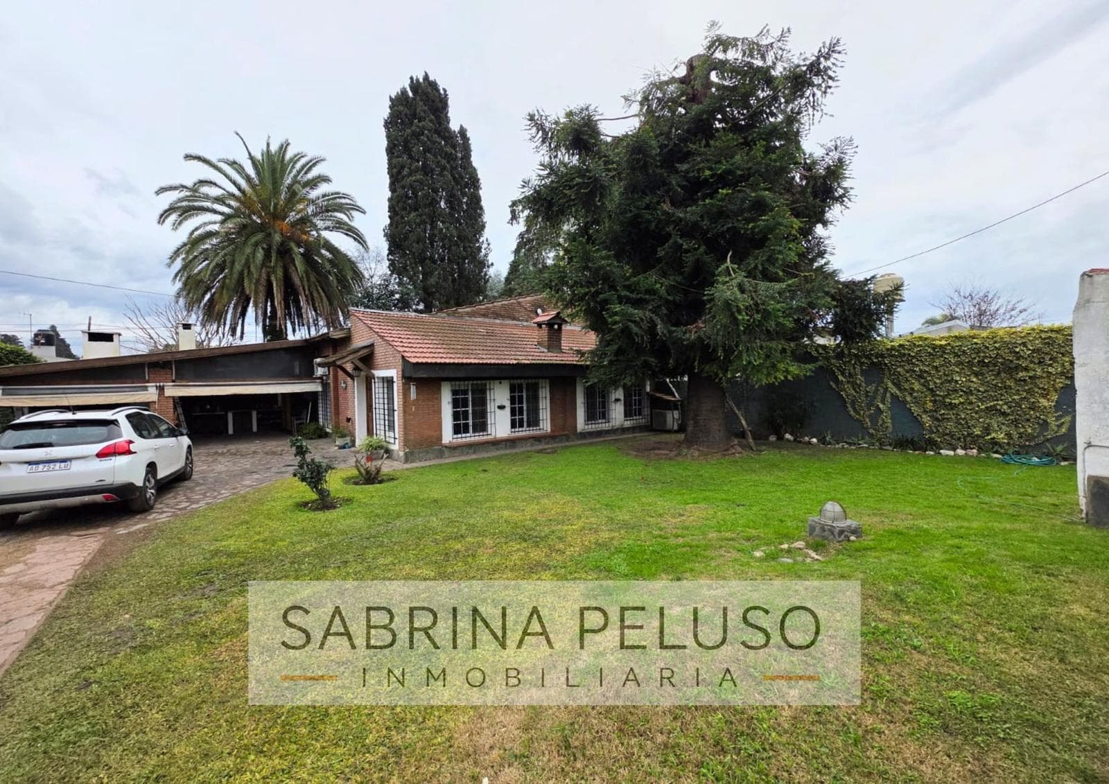 Country house for sale in Moreno.