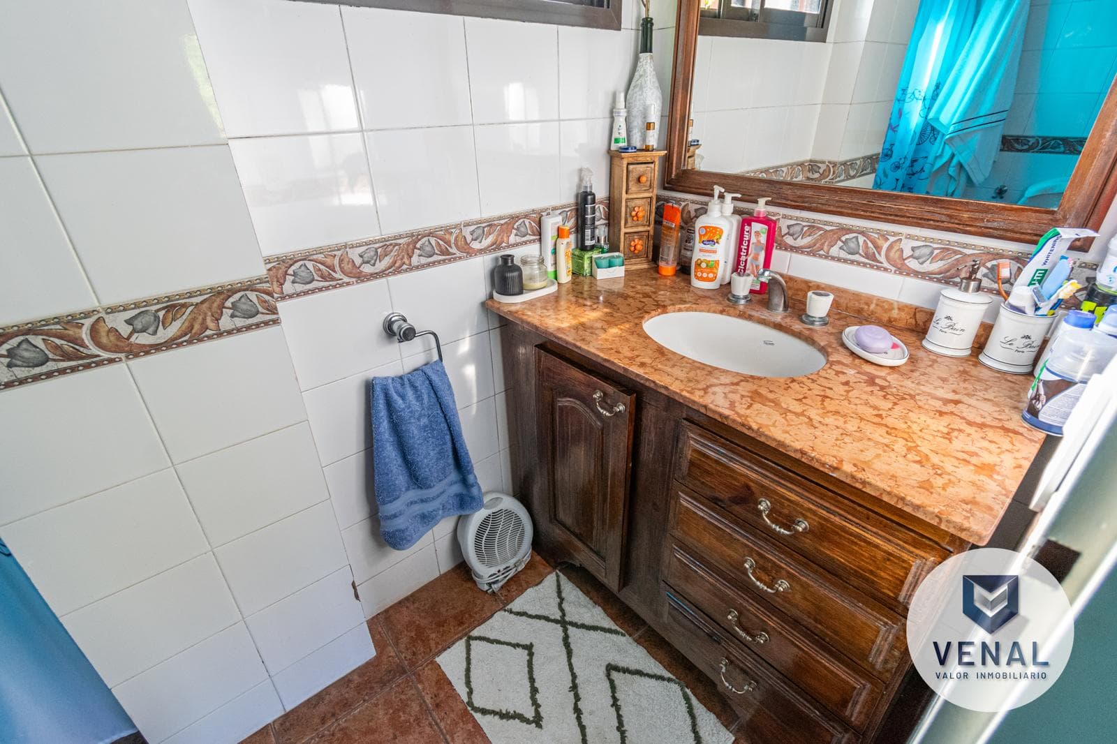 House for sale in the El Cazador Escobar neighborhood, featuring 6 rooms, a pool, and a barbecue area; 3 bedrooms, 6 rooms