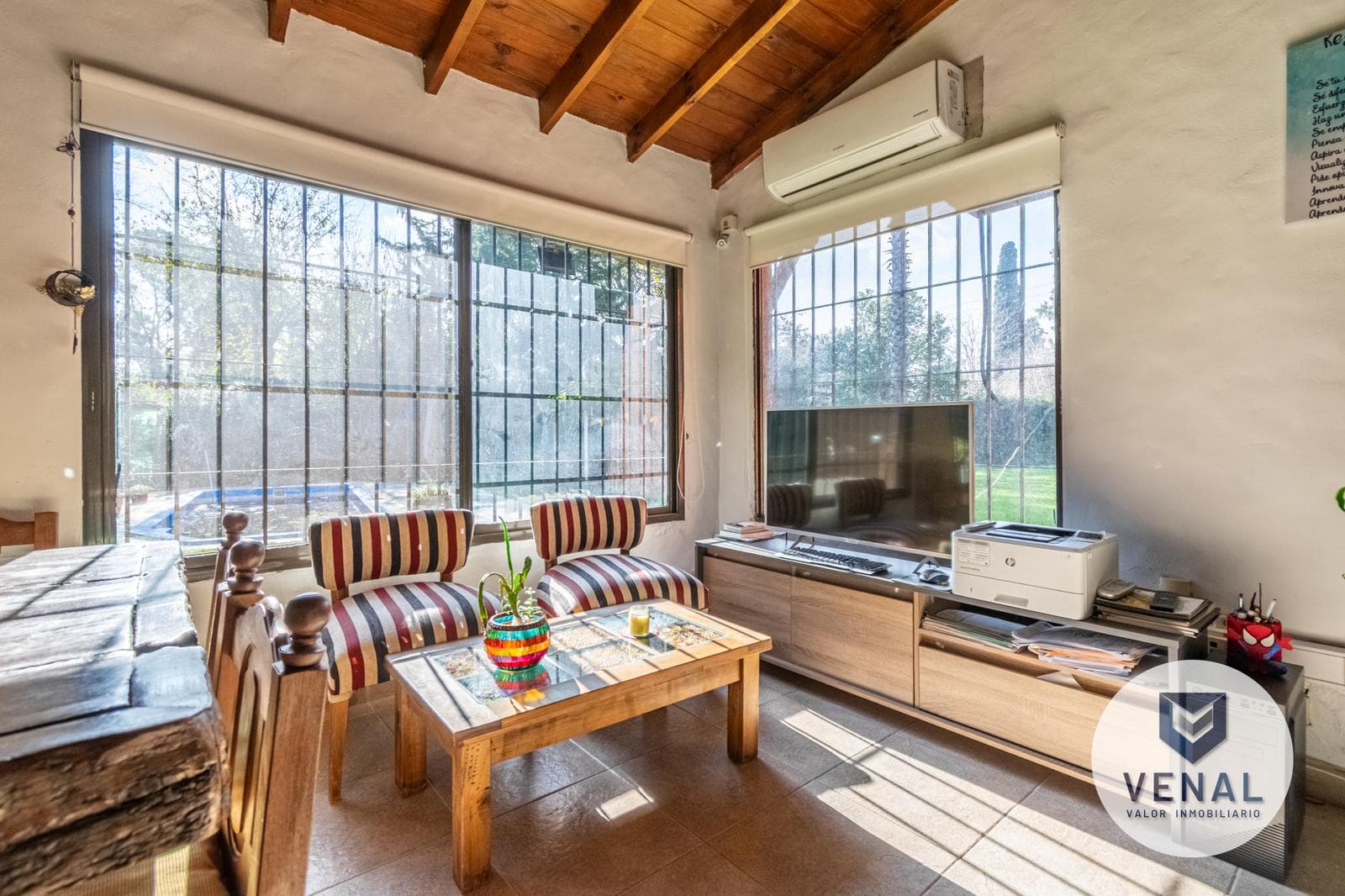 House for sale in the El Cazador Escobar neighborhood, featuring 6 rooms, a pool, and a barbecue area; 3 bedrooms, 6 rooms