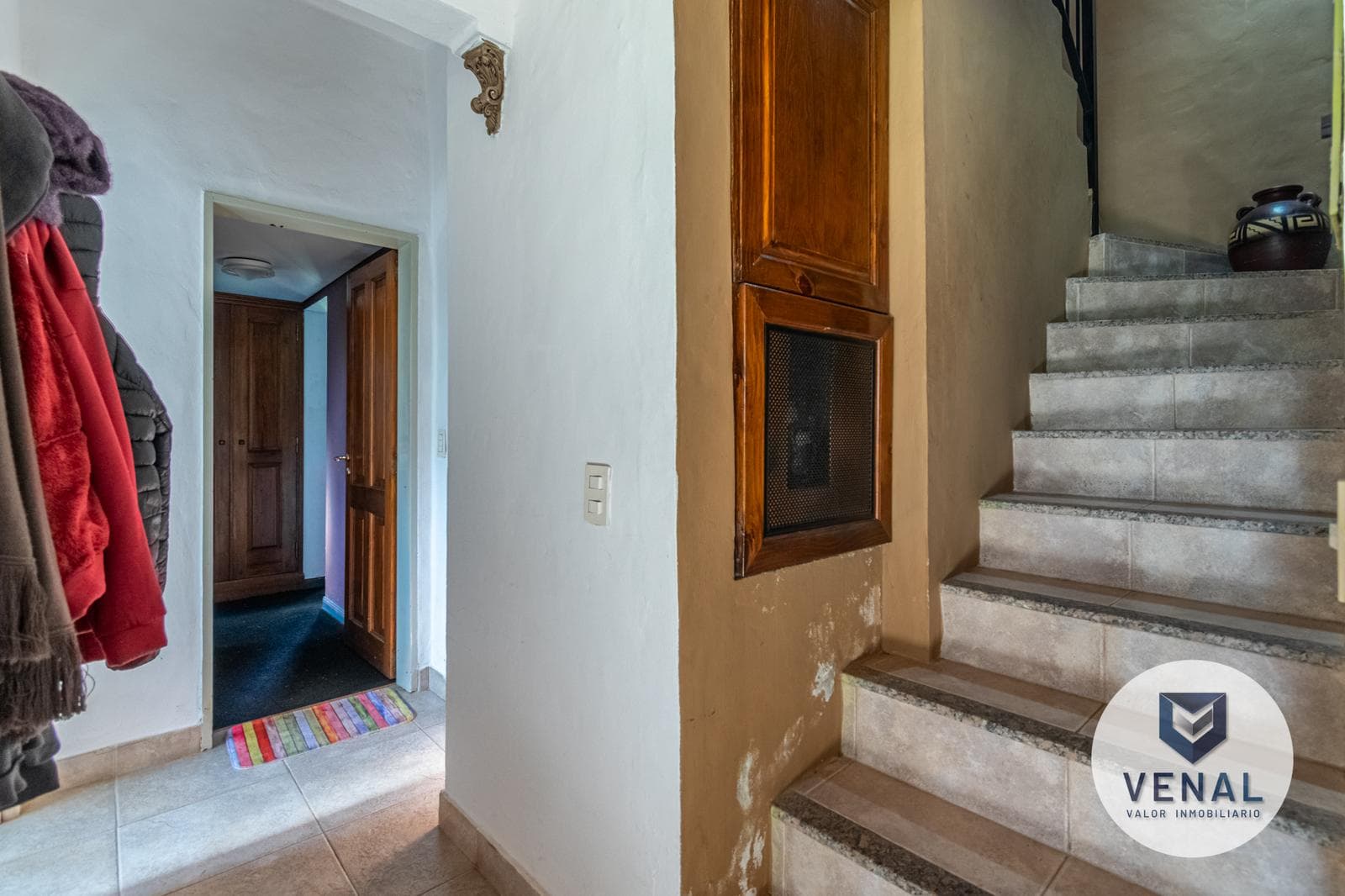 House for sale in the El Cazador Escobar neighborhood, featuring 6 rooms, a pool, and a barbecue area; 3 bedrooms, 6 rooms