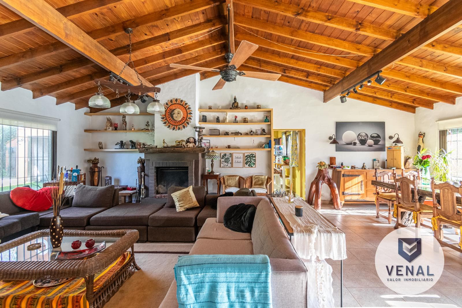 House for sale in the El Cazador Escobar neighborhood, featuring 6 rooms, a pool, and a barbecue area; 3 bedrooms, 6 rooms