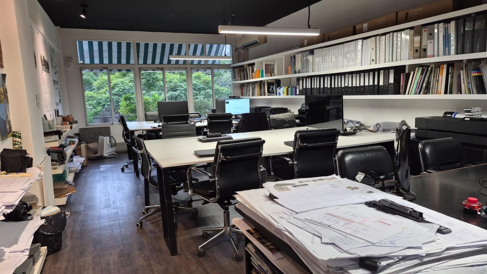 Office for Sale: Courts, Caba, Open View