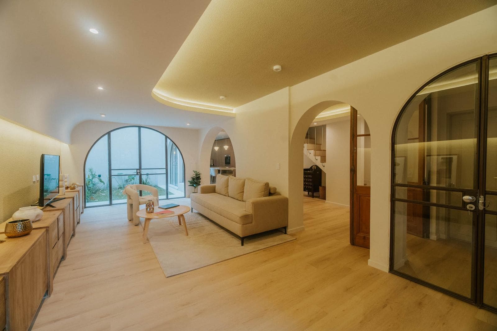 House on Rodriguez Street in the 1100s - 3 Bedrooms