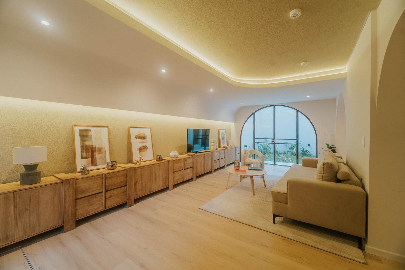 House on Rodriguez Street in the 1100s - 3 Bedrooms