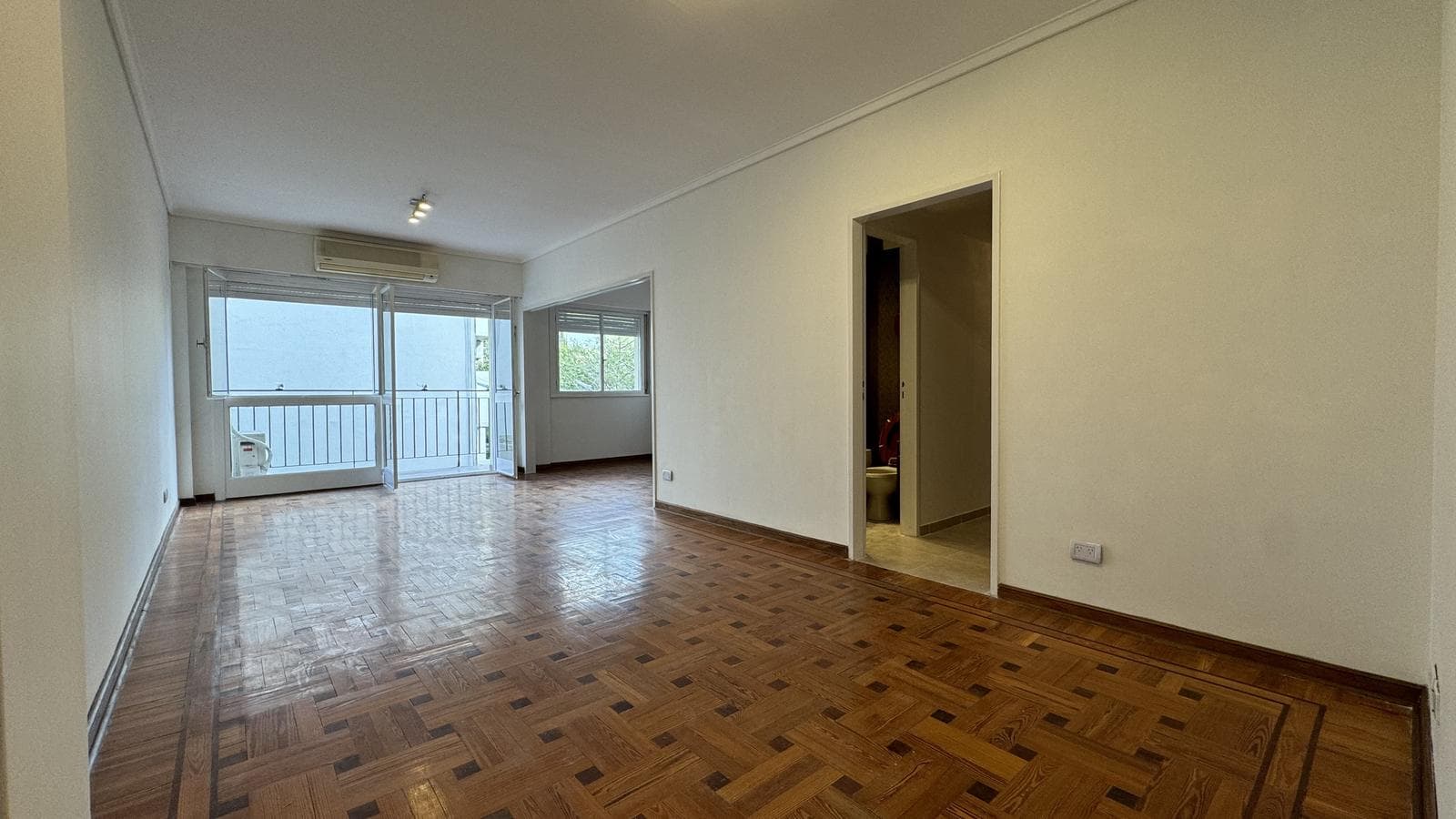 4-room apartment with a 99 m² garage in Belgrano