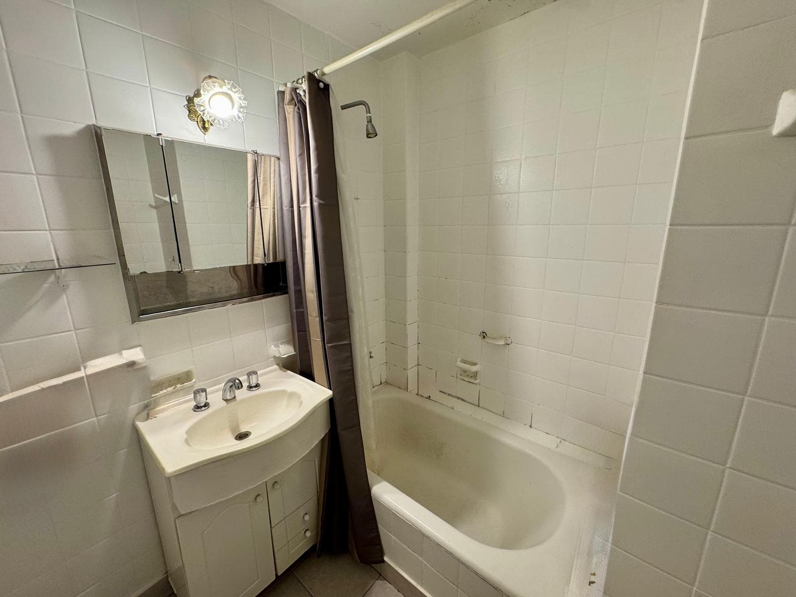 3-Room Apartment for Sale in Parque Patricios