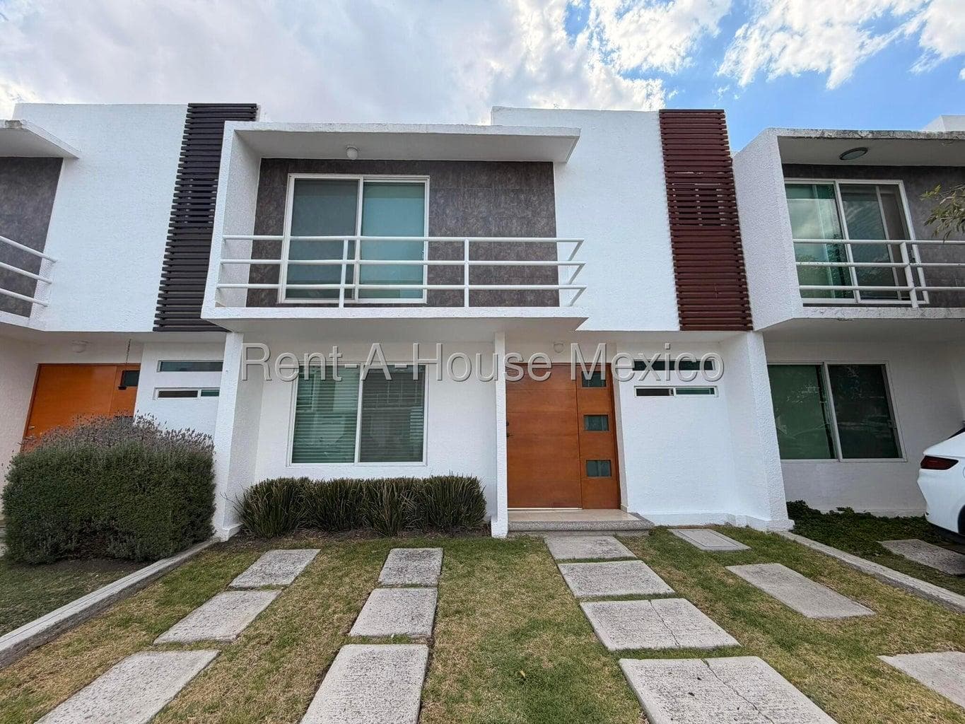 House for Rent in Juriquilla, Santa Fe, 3 bedrooms