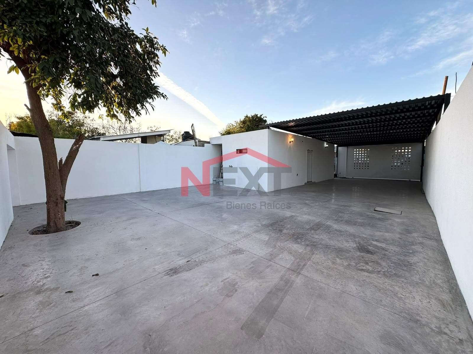 APARTMENT FOR SALE IN THE INSURGENTES NEIGHBORHOOD