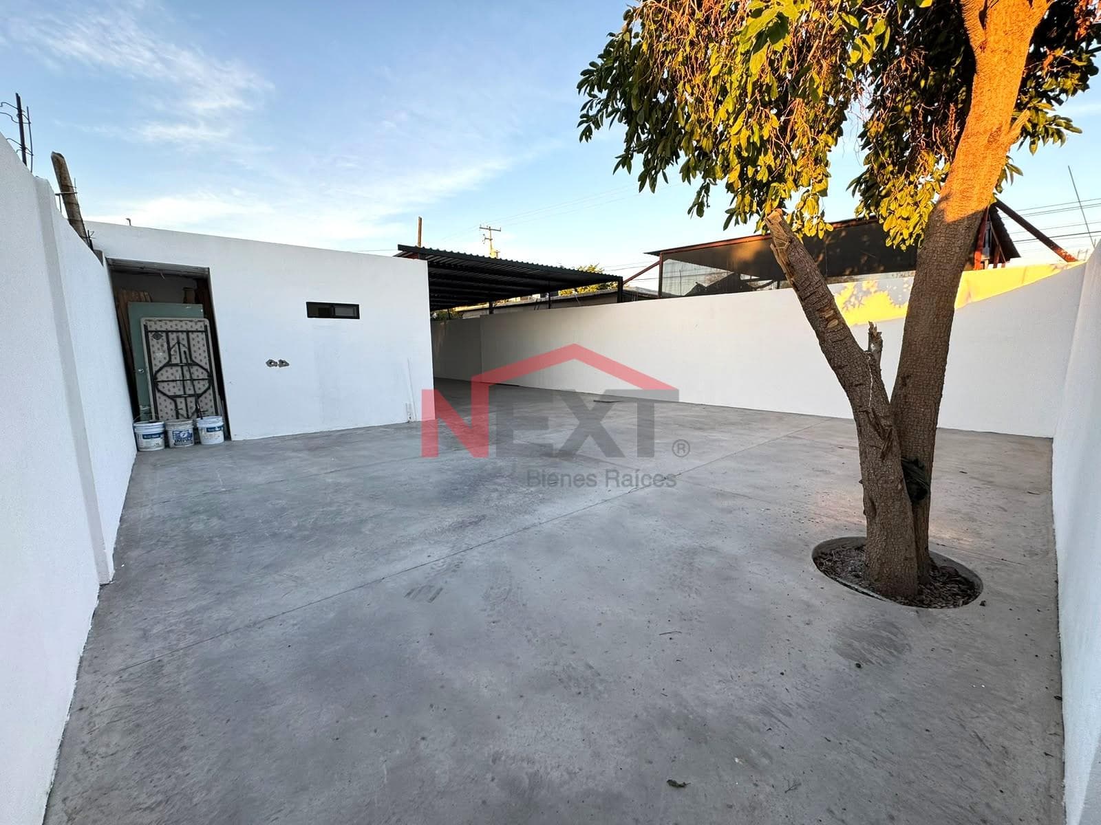 APARTMENT FOR SALE IN THE INSURGENTES NEIGHBORHOOD