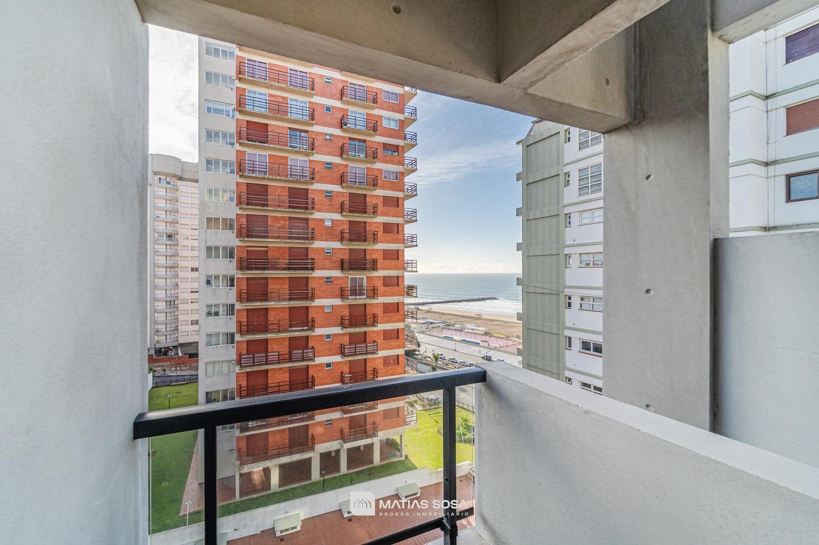 For Sale - 3-room apartment - Entire apartment - Parking space and storage room - Brand new - Playa Grande