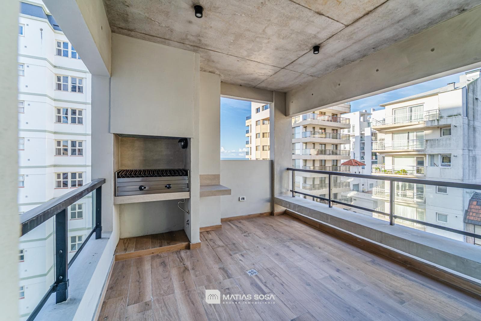 For Sale - 3-room apartment - Entire apartment - Parking space and storage room - Brand new - Playa Grande