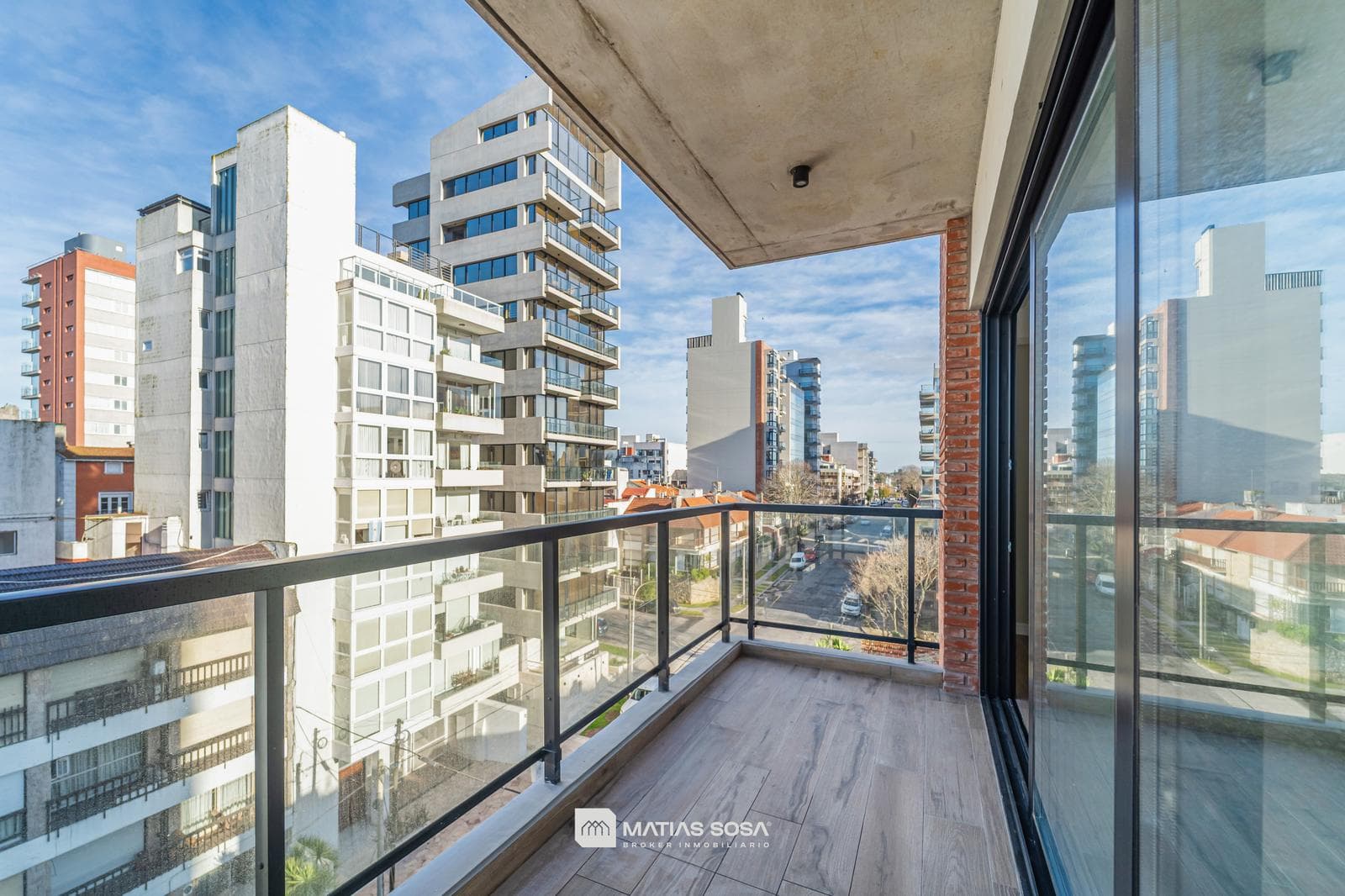 For Sale - 3-room apartment - Entire apartment - Parking space and storage room - Brand new - Playa Grande