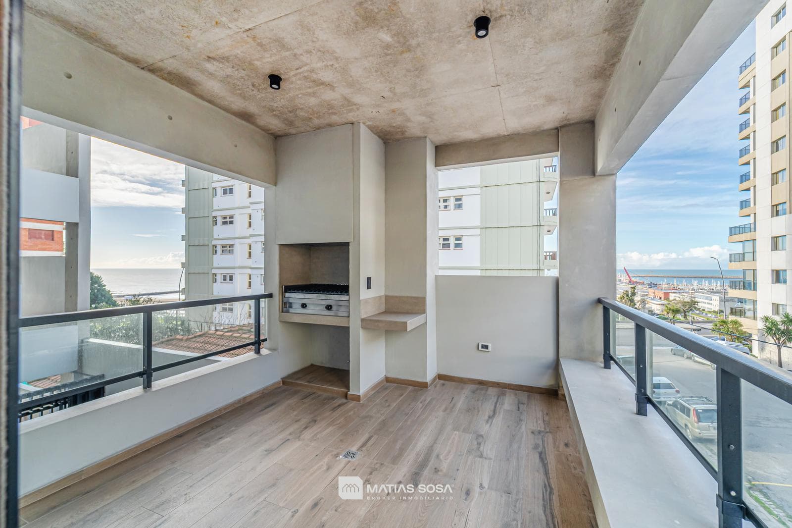 For Sale - 3-room apartment - Entire apartment - Parking space and storage room - Brand new - Playa Grande