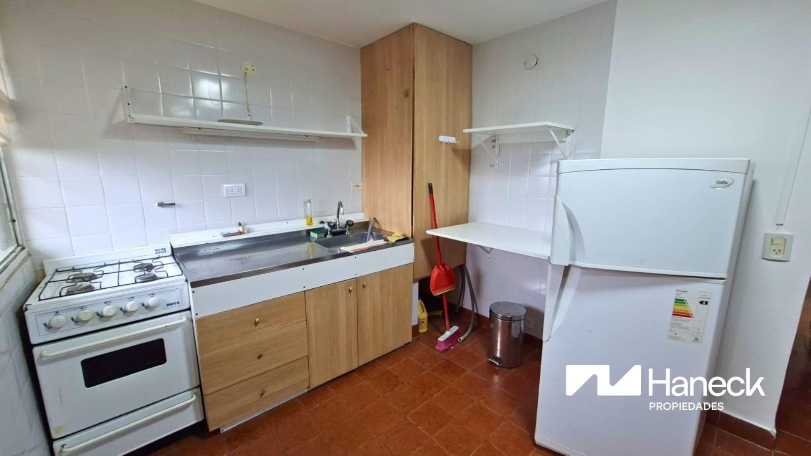 House FOR LONG-TERM RENT