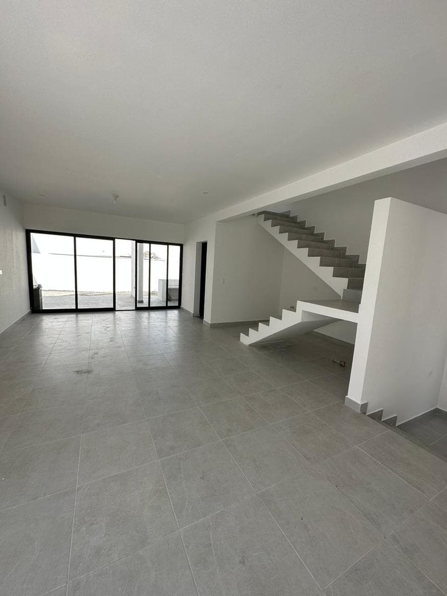 HOUSE FOR SALE IN ÁLAMO SUR PHASE 3, SANTIAGO