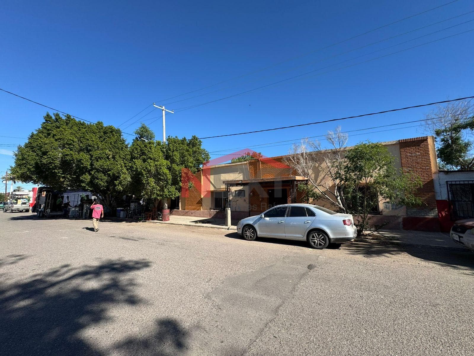 HOUSE FOR SALE IN DOWNTOWN CABORCA, SONORA