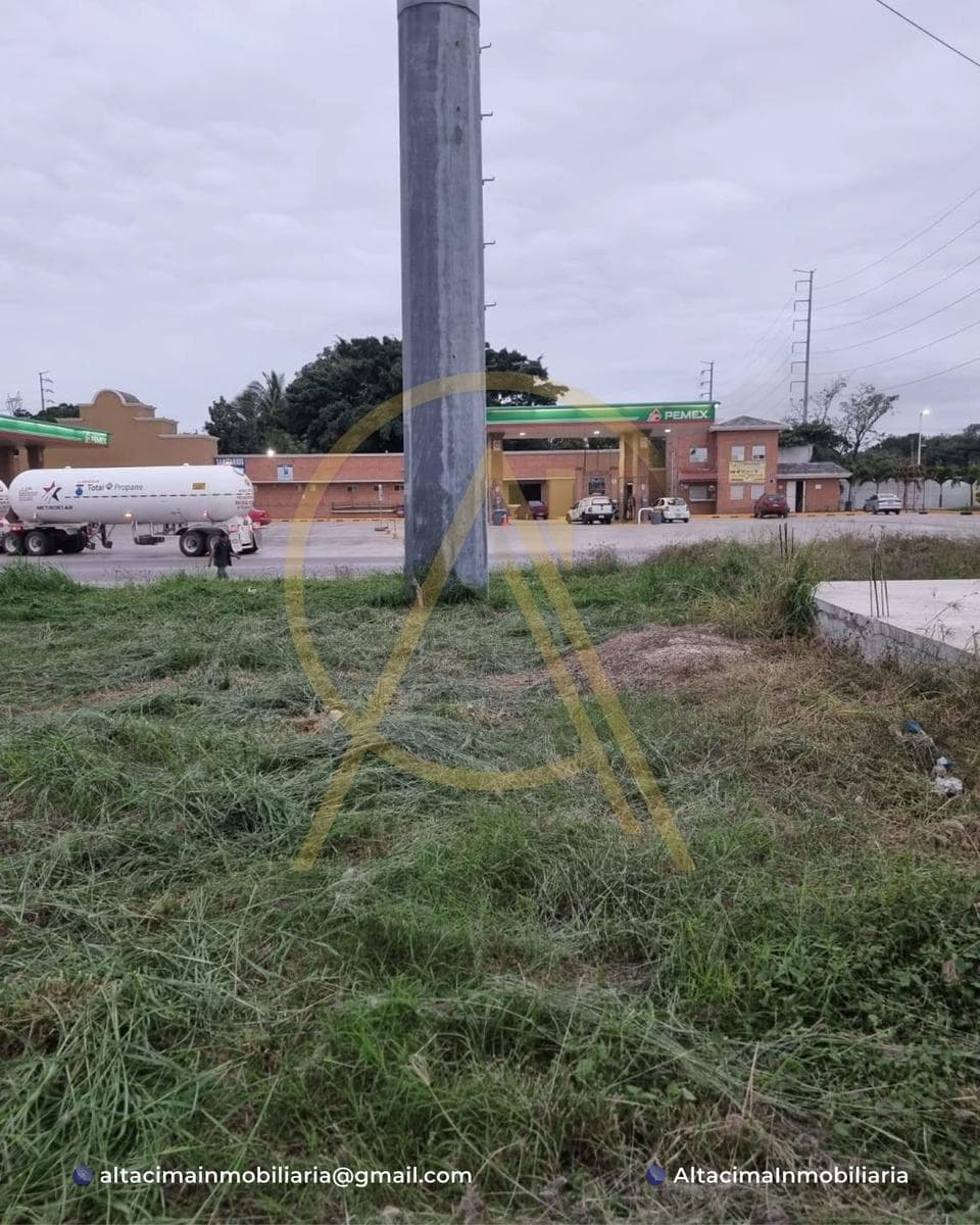 Land in Pueblo Tamos