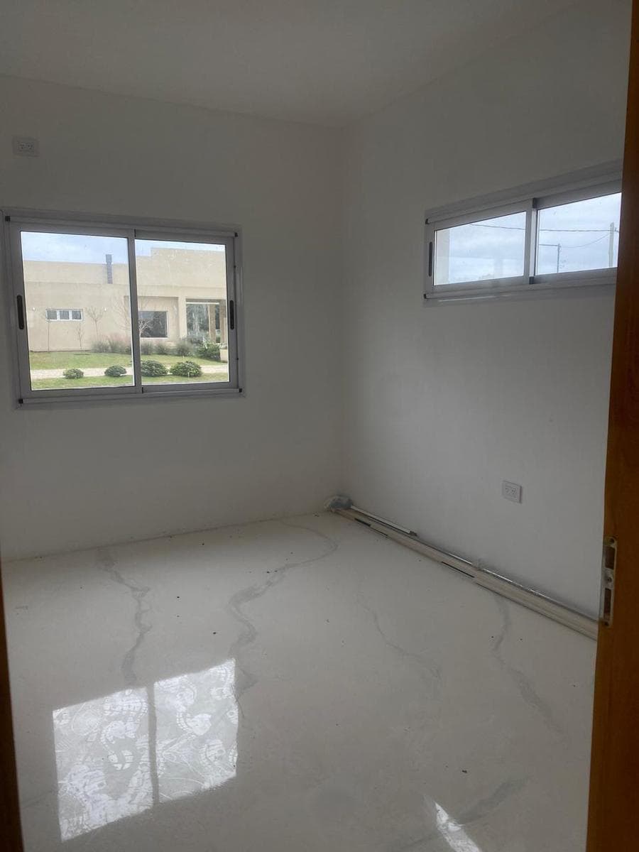 House in Fincas Joven
