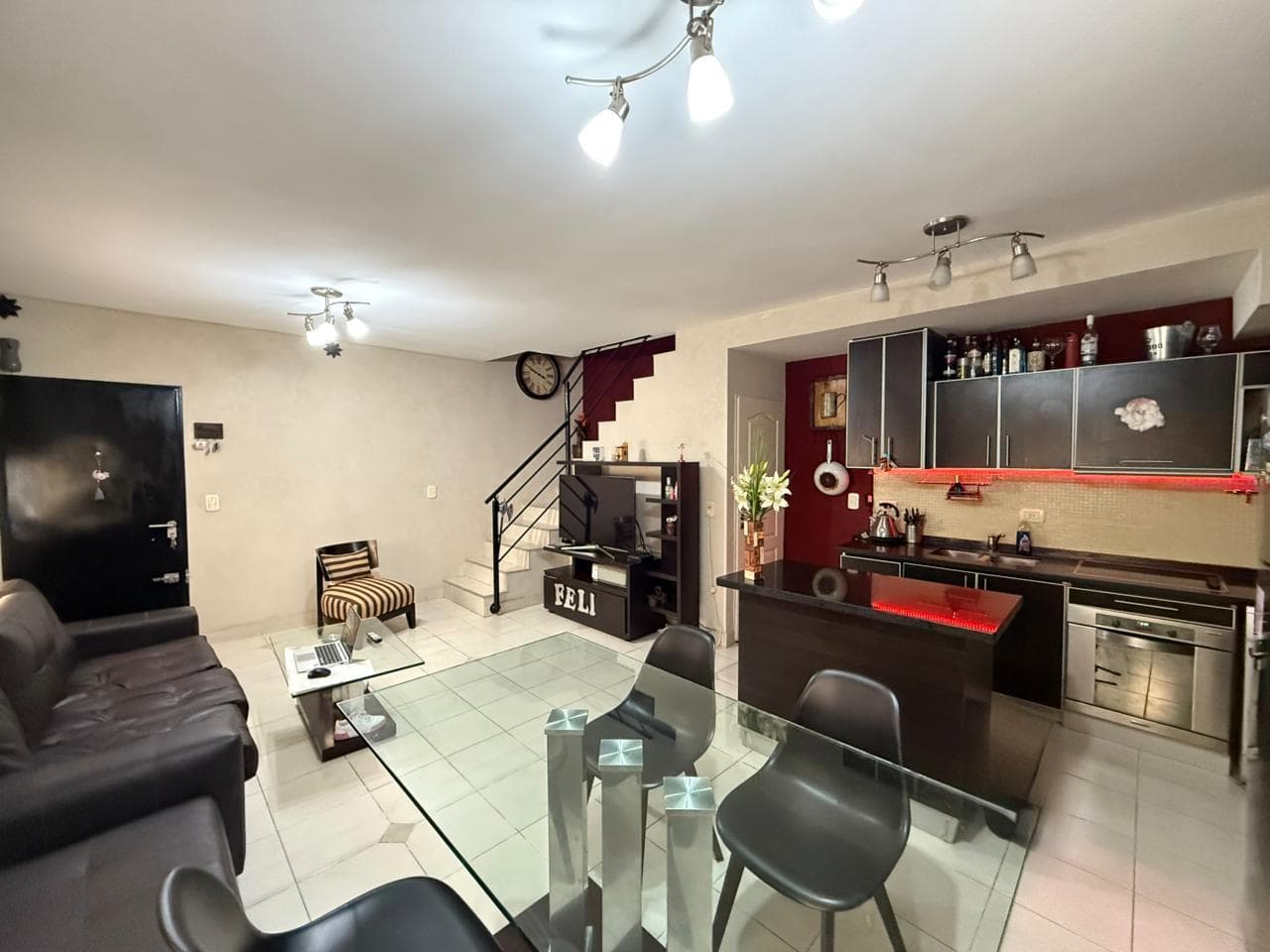 Venta Duplex 3 Ambientes Apto Credito en San Miguel con Cochera