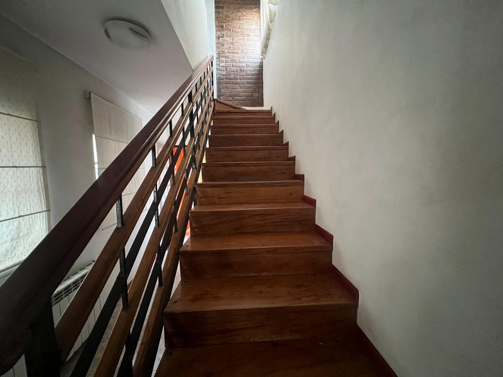 BEAUTIFUL HOUSE FOR SALE IN THE 6TH SECTION
