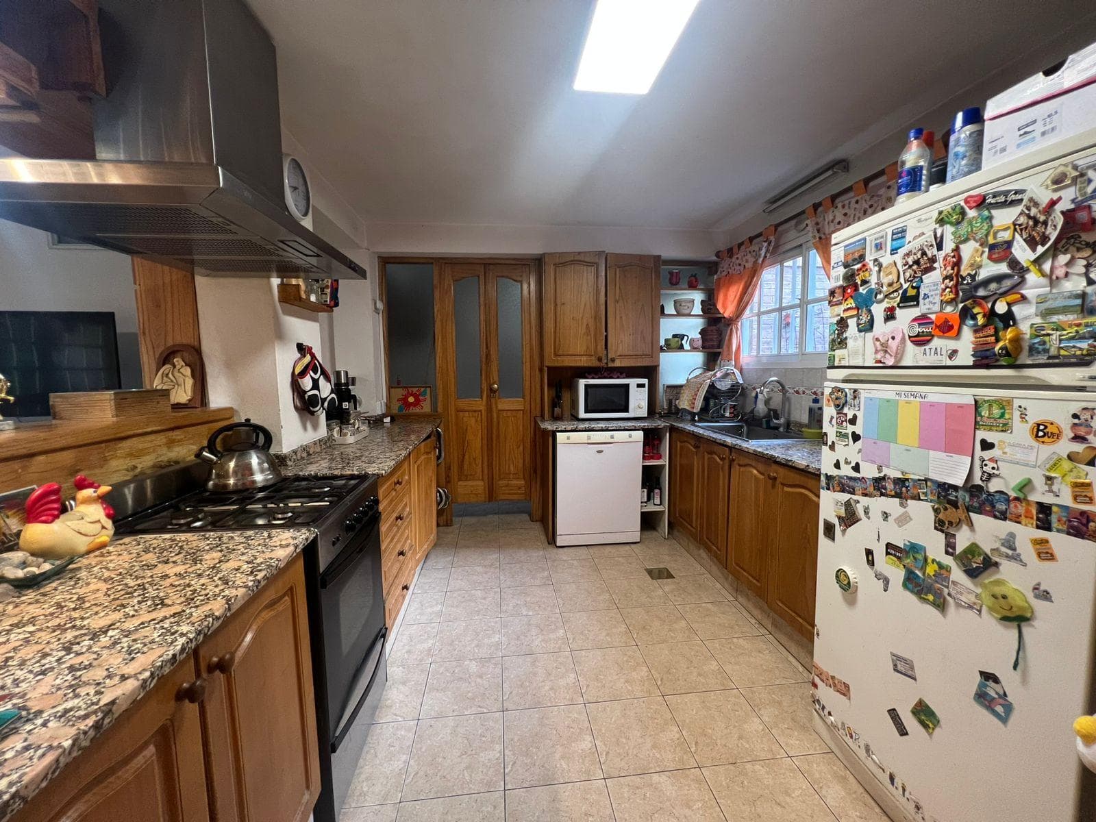 BEAUTIFUL HOUSE FOR SALE IN THE 6TH SECTION