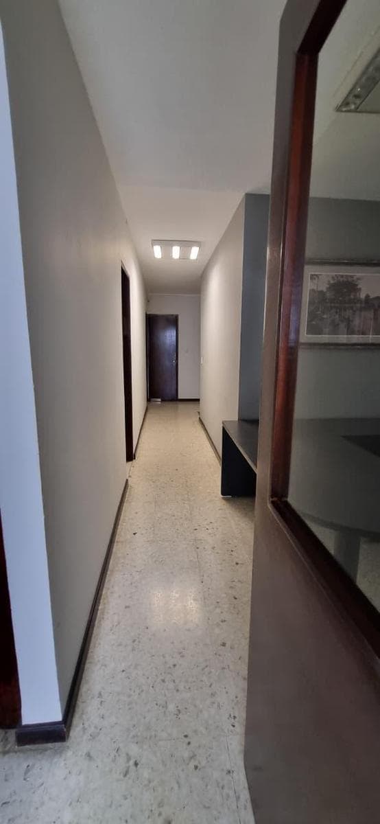FOR RENT: Spacious Office in COL. LINDA VISTA in Guadalupe | 200 m² | 3 Bathrooms Closed-circuit TV