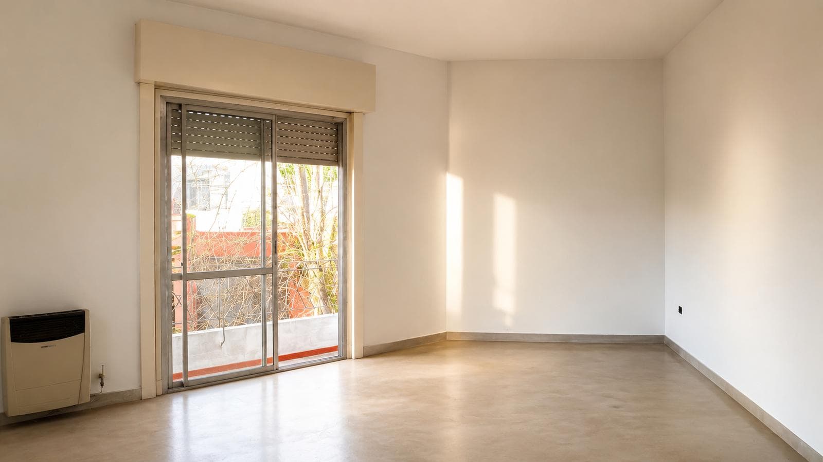 4-Bedroom Apartment for Sale with Terrace, Grill, and Home Office | Remodeled | No Maintenance Fees