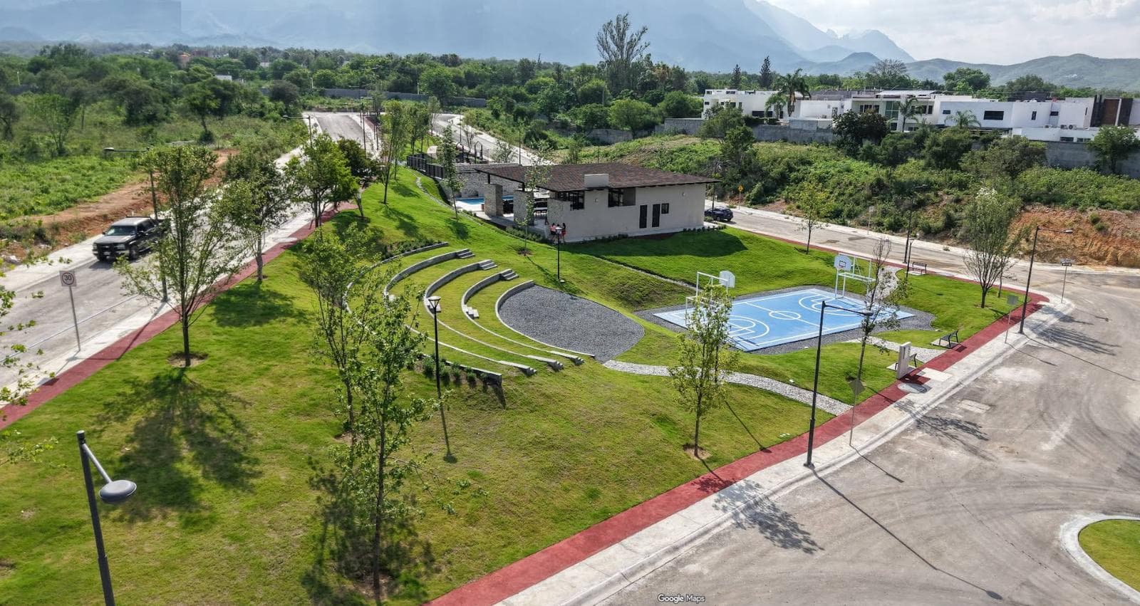 FOR SALE: 363 m² House in the EL BARRIAL Area, Calenna Residencial Subdivision - NATIONAL HIGHWAY in Santiago