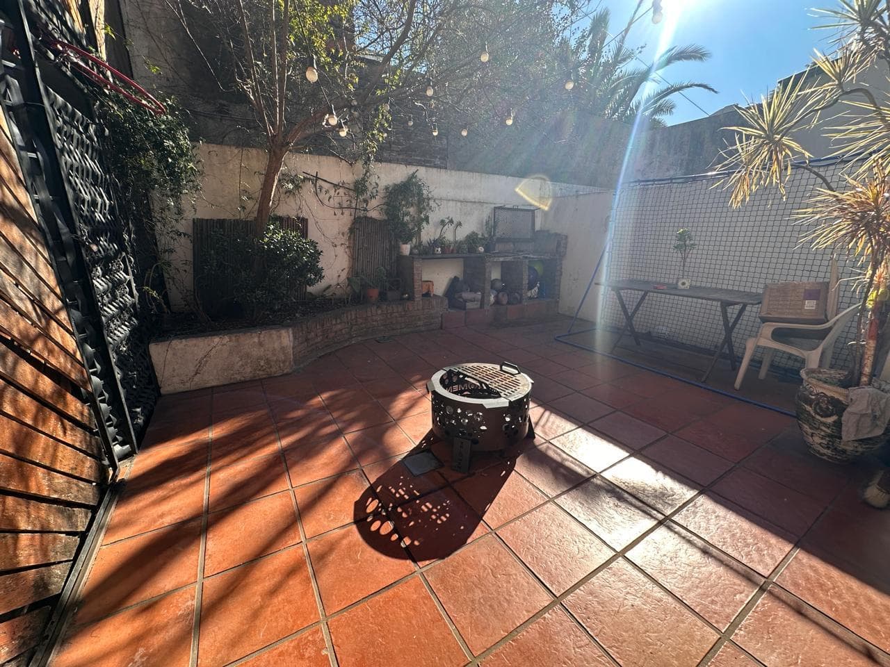 REMODELED HOUSE FOR SALE IN LA PLATA. 4th Street between 71st and 72nd Streets, PH. Excellent condition!