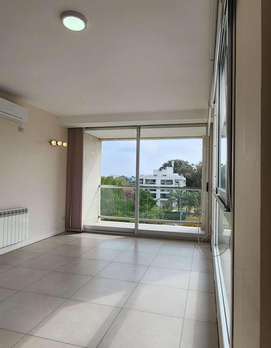 For Sale - 2-Bedroom Apartment with Garage - Valle Escondido - La Rosella