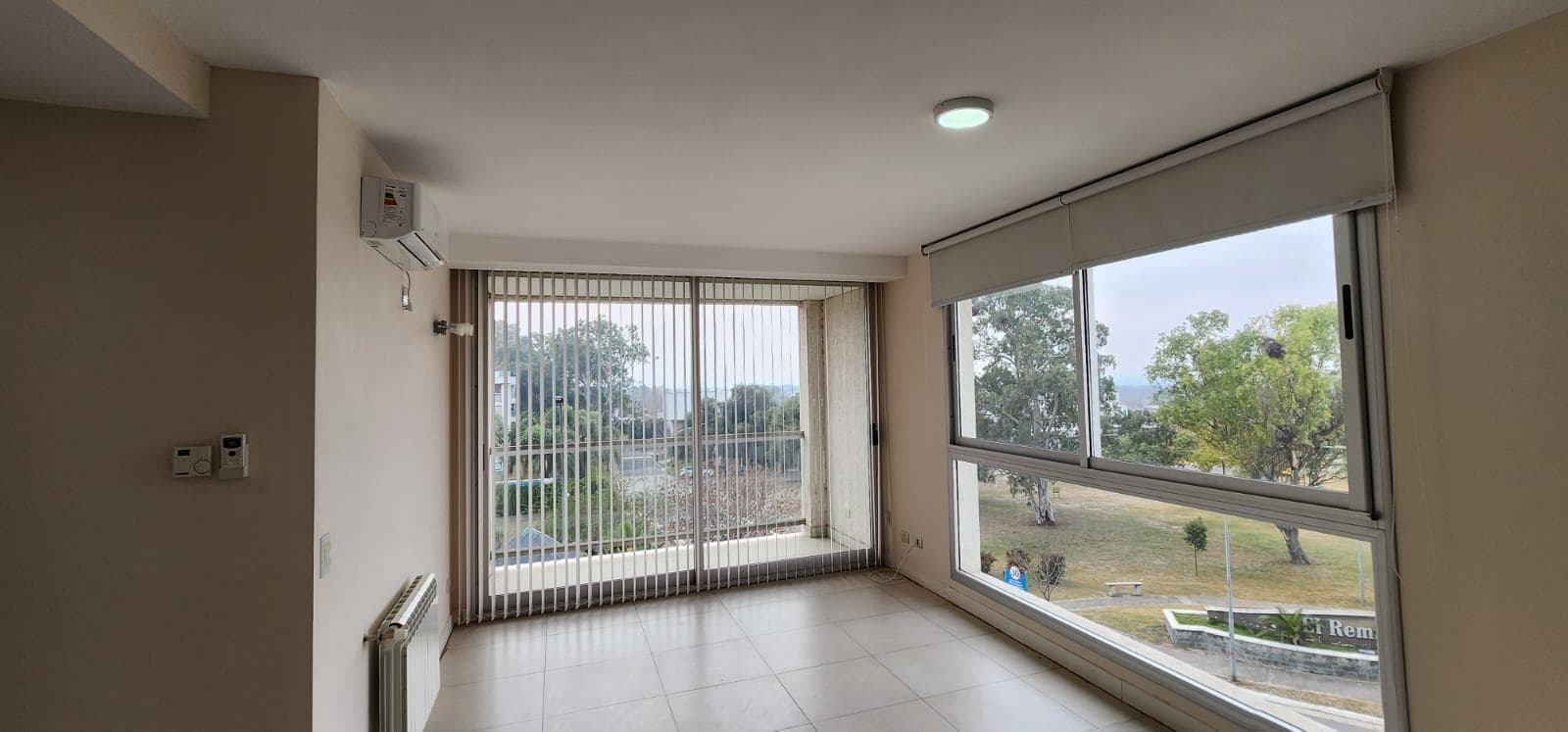 For Sale - 2-Bedroom Apartment with Garage - Valle Escondido - La Rosella