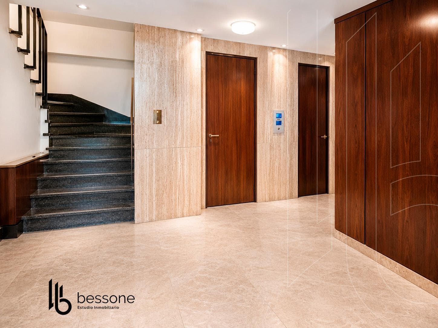1-Bedroom Apartment, Renovated, Balcony, Plaza Colón