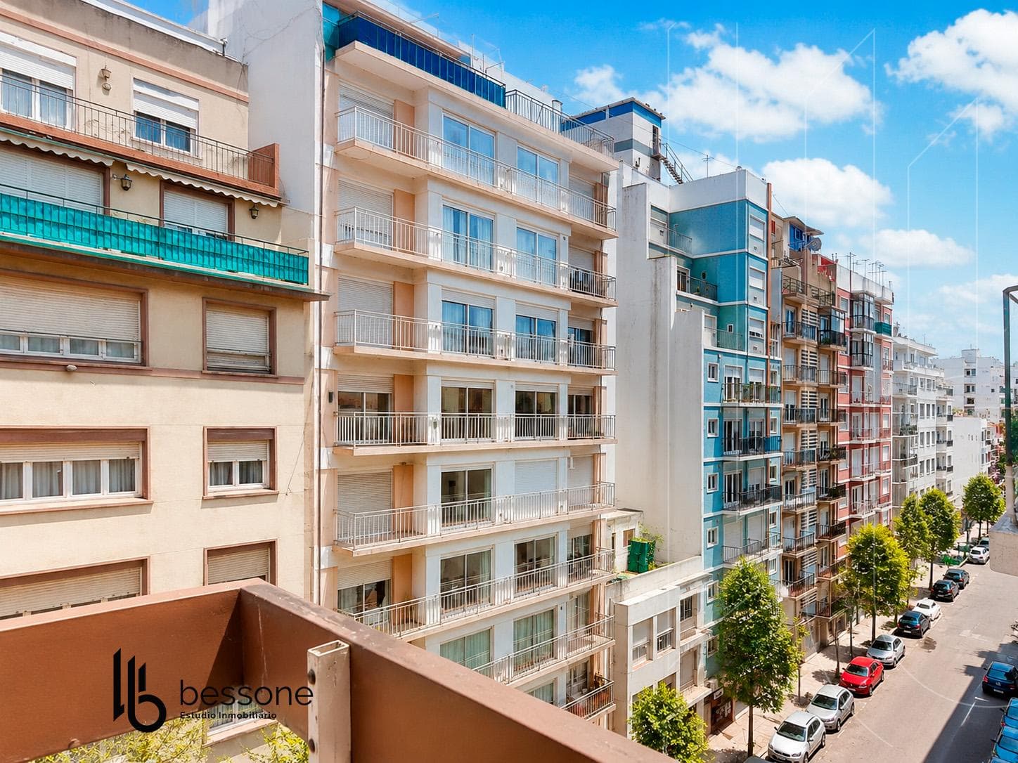 1-Bedroom Apartment, Renovated, Balcony, Plaza Colón