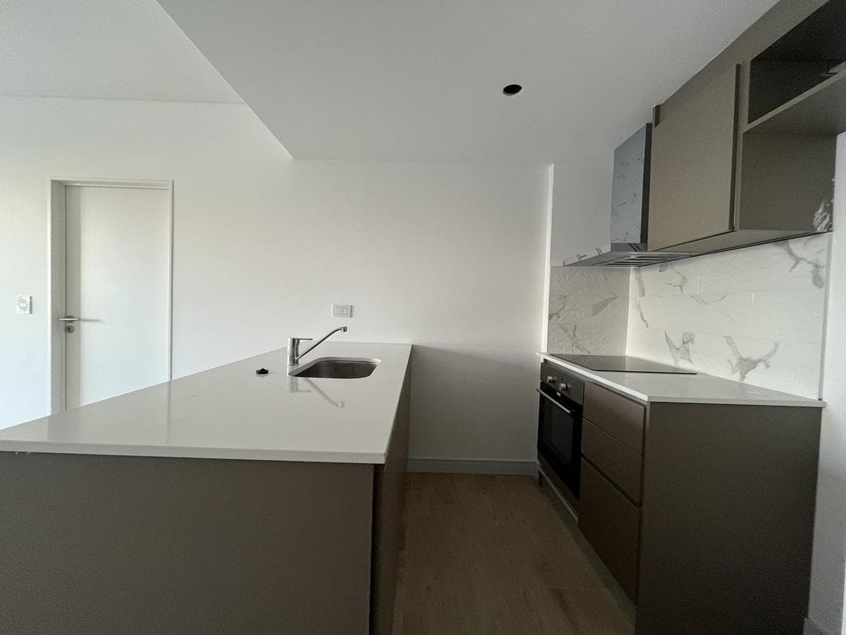 2-room apartment in Almagro with a balcony terrace
