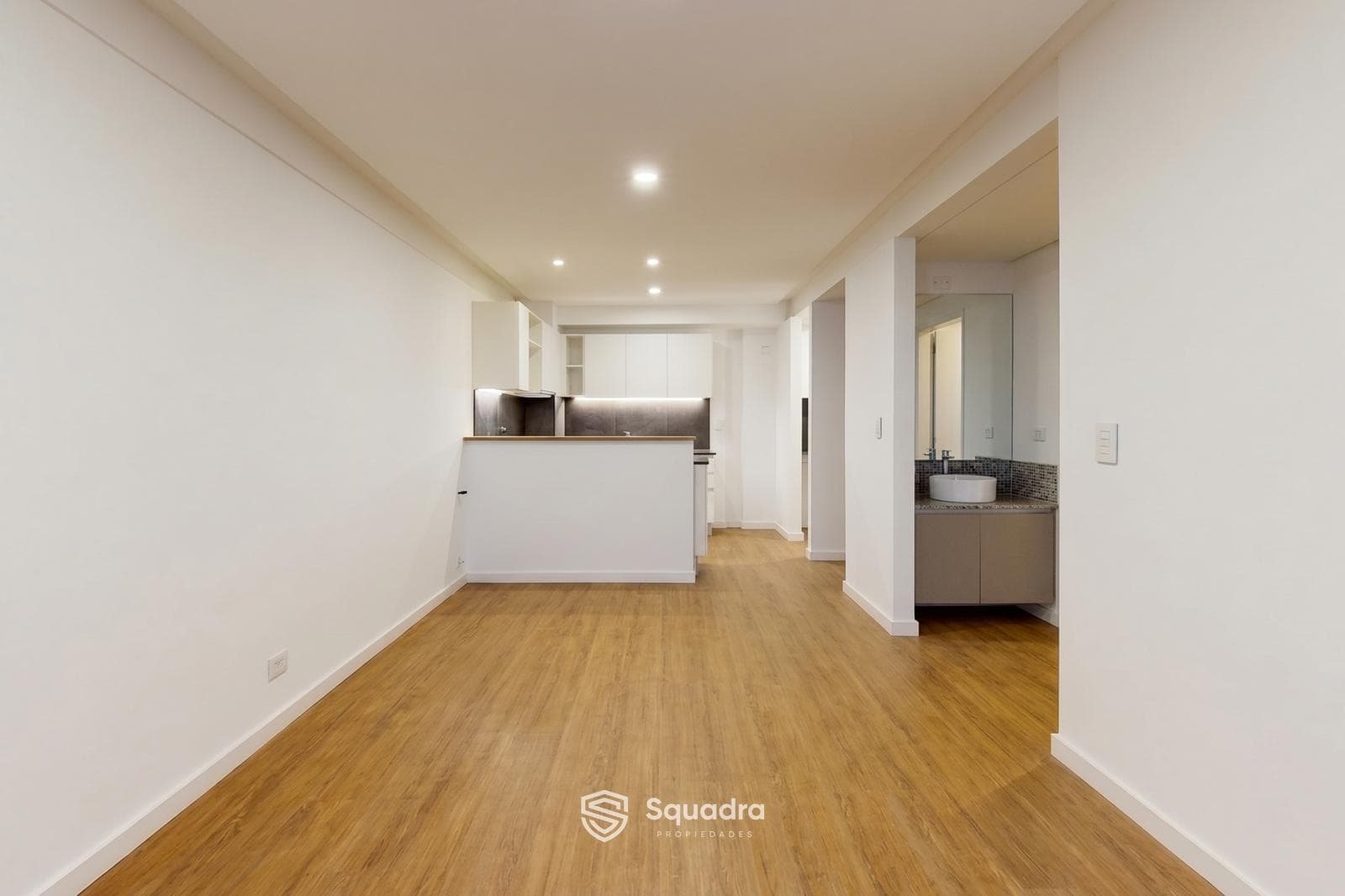 FOR SALE - 1-Bedroom Apartment with Amenities - Lourdes, Rosario
