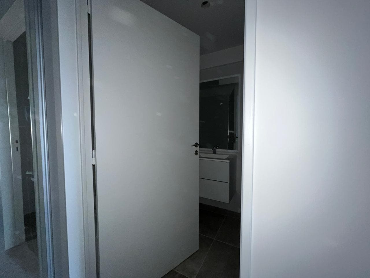 One-room apartment in Almagro with high-end amenities